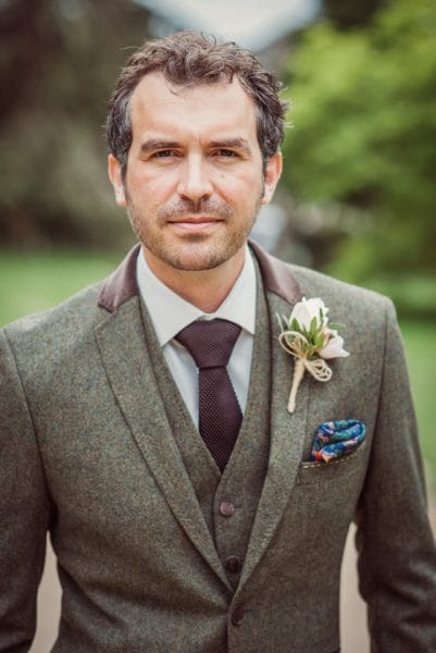groom-buttonhole-handsome